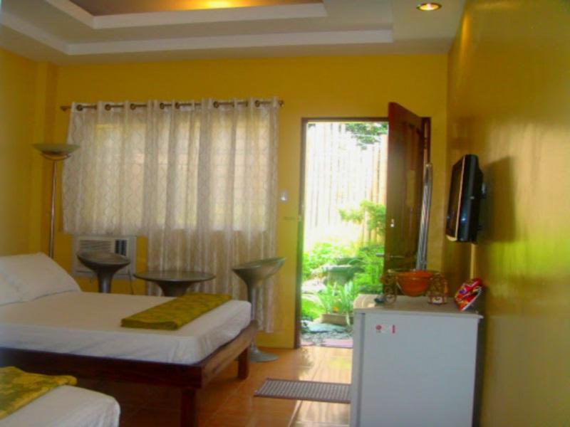 Lawaan Garden Inn Roxas City Buitenkant foto